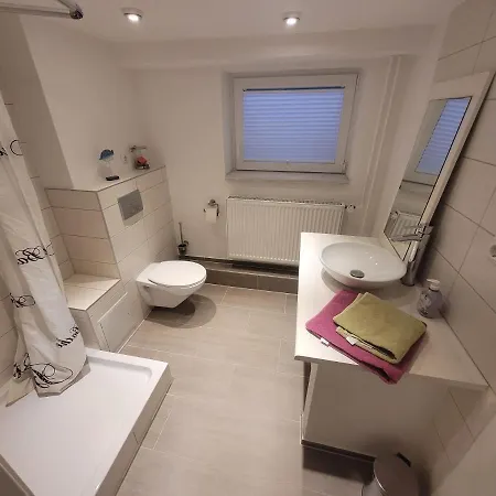 Homestay Im Souterrain Mit Eigenem Bad Celle